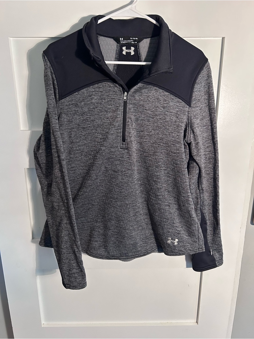 Womens Under Armour Cold Gear Gray & Black Quarter Zip Pullover size XL